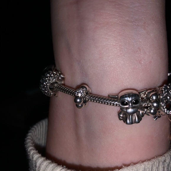 *NOT FOR SALE* wondering if anyone has this beaded spacer charm for sale??? - Picture 1 of 2